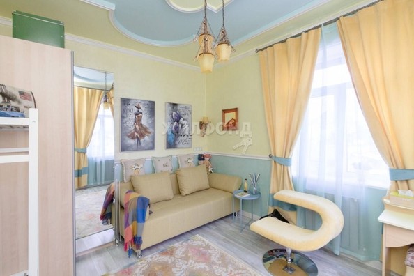 
   Продам дом, 226 м², Новосибирск

. Фото 9.