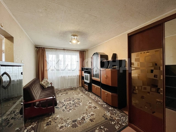 
   Продам 1-комнатную, 30 м², Адриена Лежена ул, 7/1

. Фото 4.