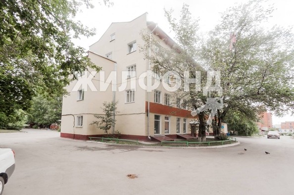 
   Продам 2-комнатную, 52 м², Ельцовская ул, 7

. Фото 8.