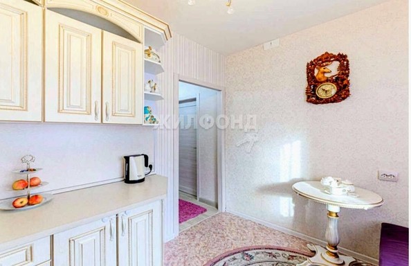 
   Продам 1-комнатную, 35 м², Сибиряков-Гвардейцев ул, 64/3

. Фото 3.