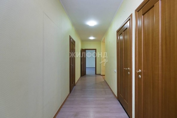 
   Продам 4-комнатную, 202.1 м², Серебренниковская ул, 4/1

. Фото 25.