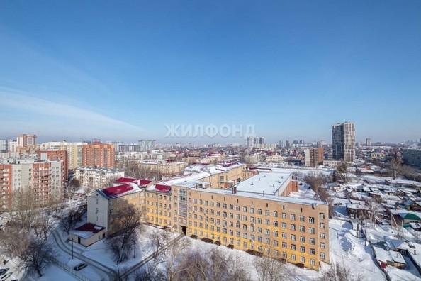 
   Продам 2-комнатную, 44.1 м², Ленинградская ул, 106

. Фото 16.