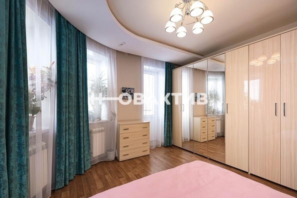 
   Продам 4-комнатную, 126.8 м², Бориса Богаткова ул, 65

. Фото 15.