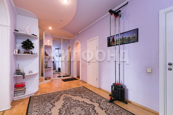 
   Продам 3-комнатную, 117.2 м², Октябрьская ул, 81

. Фото 9.