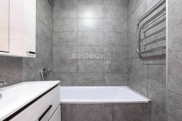 
   Продам 3-комнатную, 59.2 м², Дмитрия Шмонина ул, 7

. Фото 17.