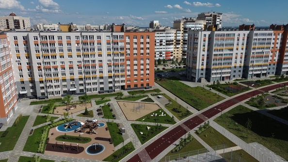 
   Продам 3-комнатную, 102.2 м², 3-й микрорайон, 20

. Фото 4.