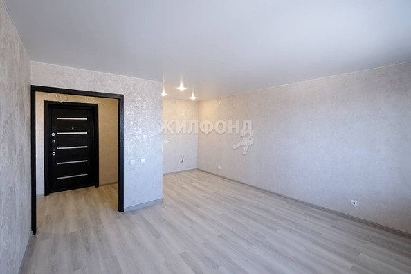 
   Продам 2-комнатную, 39.2 м², Волховская ул, 31

. Фото 3.
