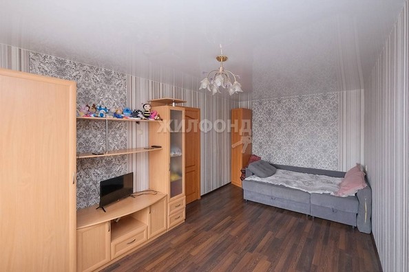 
   Продам 2-комнатную, 43 м², Полтавская ул, 35

. Фото 4.
