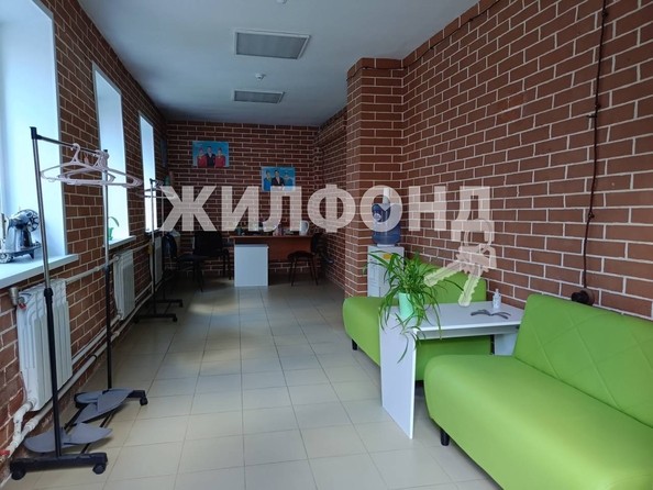 
   Продам дом, 169.9 м², Новосибирск

. Фото 4.