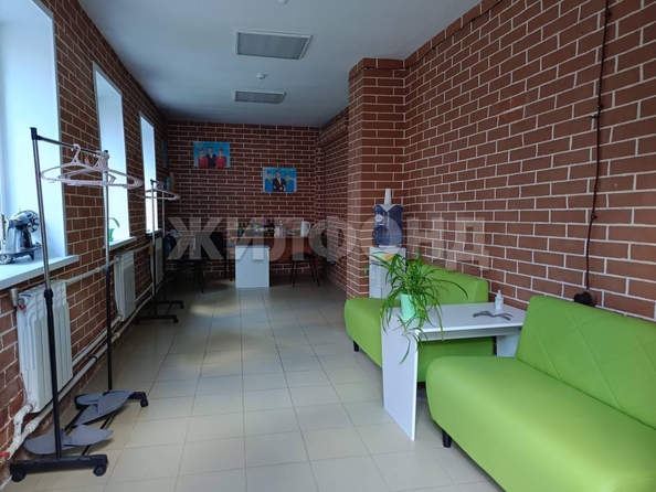 
   Продам дом, 169.9 м², Новосибирск

. Фото 4.