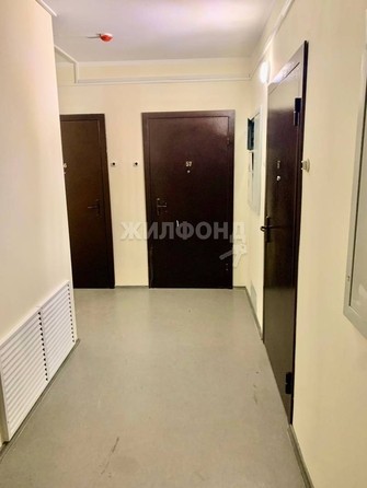 
   Продам 1-комнатную, 40 м², Николая Сотникова ул, 36

. Фото 12.