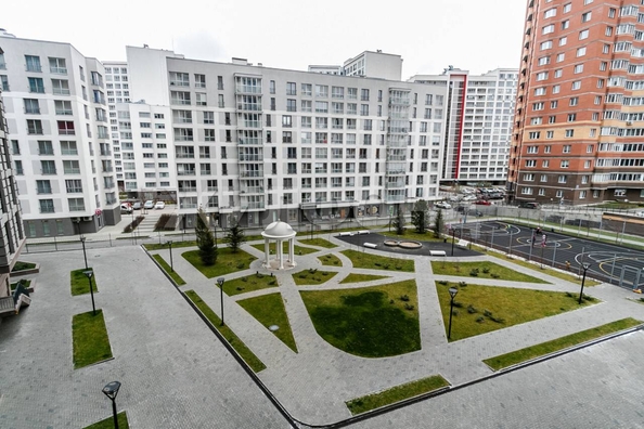 
   Продам 3-комнатную, 92 м², Немировича-Данченко ул, 146/1

. Фото 35.