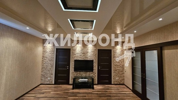 
   Продам 2-комнатную, 106.5 м², Владимировский спуск, 9/1

. Фото 6.