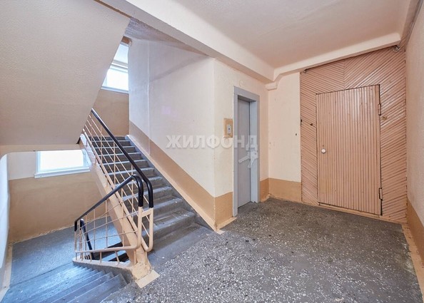 
   Продам 4-комнатную, 71.3 м², Кропоткина ул, 128/3

. Фото 16.