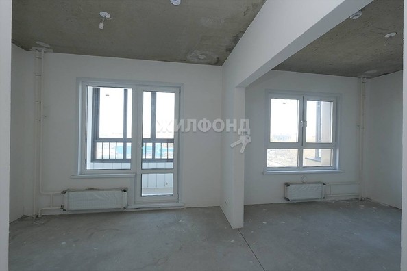 
   Продам 1-комнатную, 32 м², Сибиряков-Гвардейцев ул, 53/10

. Фото 2.
