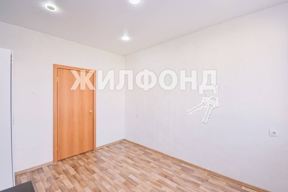 
   Продам 2-комнатную, 51.7 м², Дмитрия Шмонина ул, 10

. Фото 21.