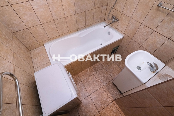 
   Продам 2-комнатную, 59.1 м², Аникина ул, 37/1

. Фото 17.