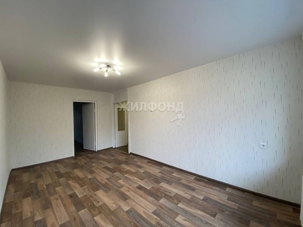 
   Продам 3-комнатную, 60.4 м², Бориса Богаткова ул, 204

. Фото 12.