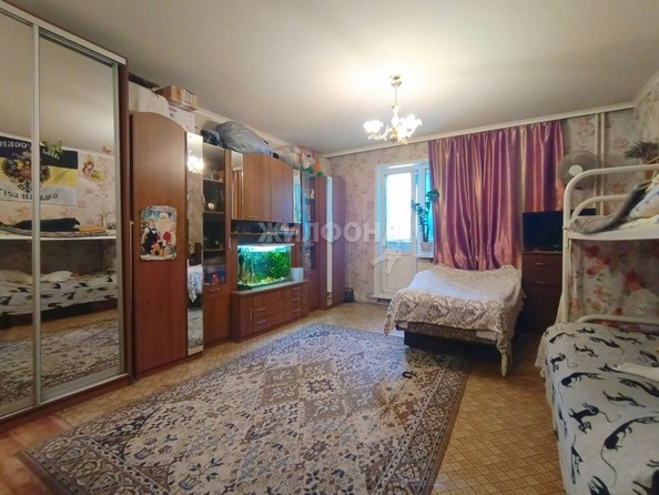 
   Продам 1-комнатную, 39.8 м², Новосибирская ул, 19

. Фото 5.