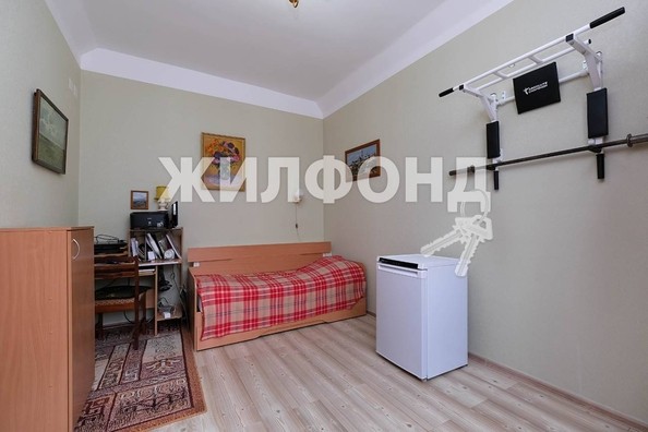 
   Продам 2-комнатную, 54.5 м², Красный пр-кт, 179

. Фото 4.