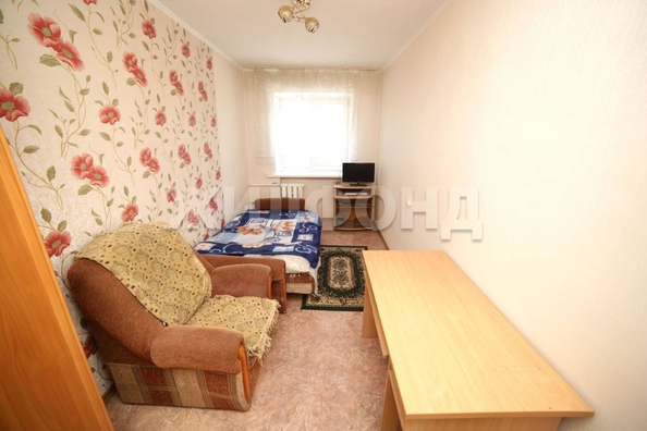 
   Продам комнату, 12.6 м², Пархоменко ул, 14а

. Фото 3.