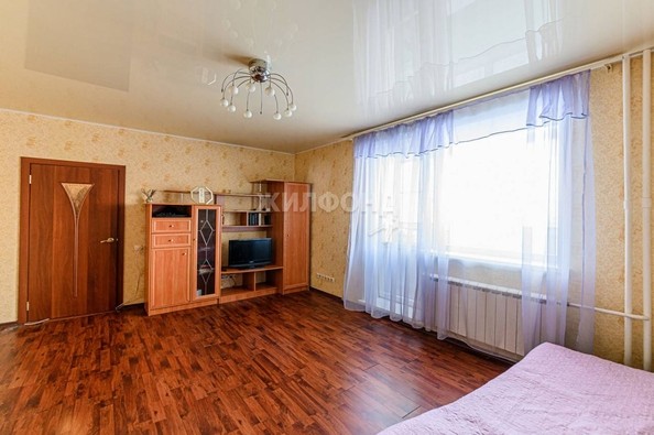 
   Продам 1-комнатную, 44.8 м², Краснообск, 226

. Фото 3.
