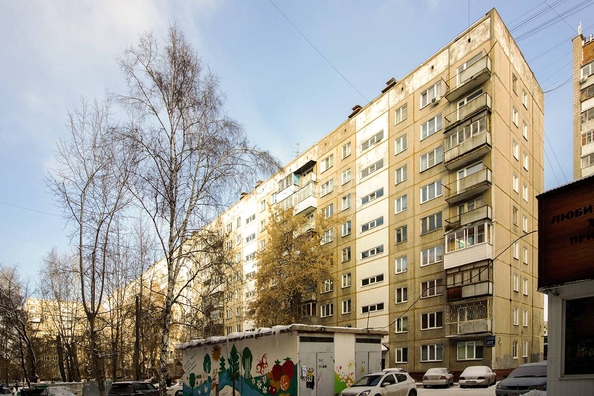 
   Продам 1-комнатную, 32 м², Бориса Богаткова ул, 217

. Фото 10.