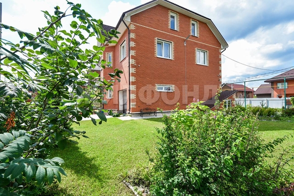 
   Продам дом, 319.2 м², Новосибирск

. Фото 3.