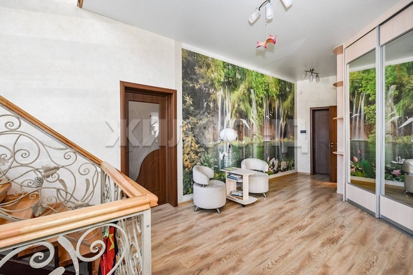 
   Продам дом, 319.2 м², Новосибирск

. Фото 12.