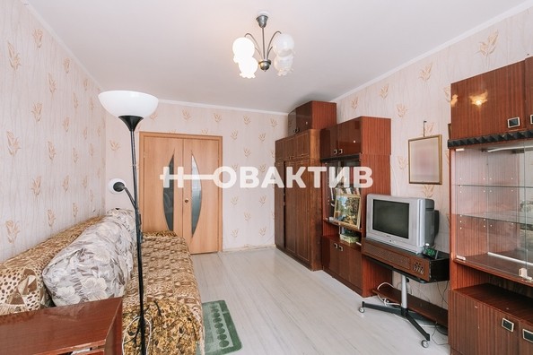
   Продам 3-комнатную, 63 м², Иванова ул, 28А

. Фото 5.