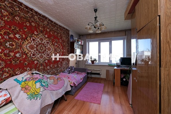 
   Продам 3-комнатную, 61.5 м², Новосибирская ул, 24

. Фото 29.