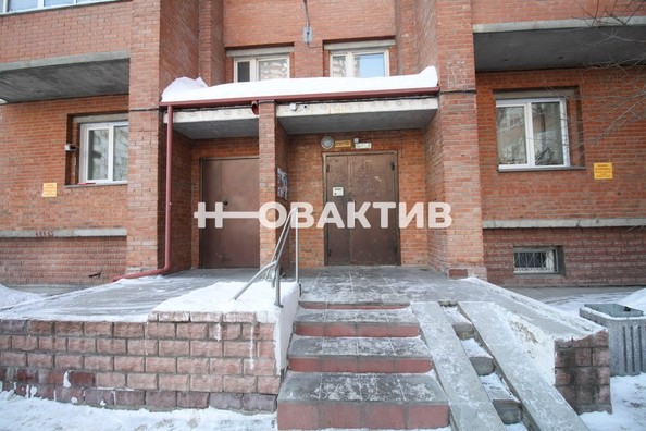 
   Продам 1-комнатную, 49.5 м², Кропоткина ул, 261/2

. Фото 25.