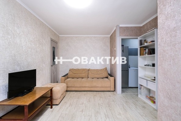 
   Продам 2-комнатную, 45 м², Сибиряков-Гвардейцев ул, 14

. Фото 8.