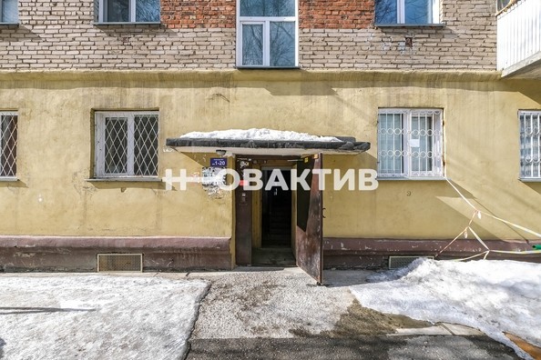 
   Продам 2-комнатную, 45 м², Сибиряков-Гвардейцев ул, 14

. Фото 23.