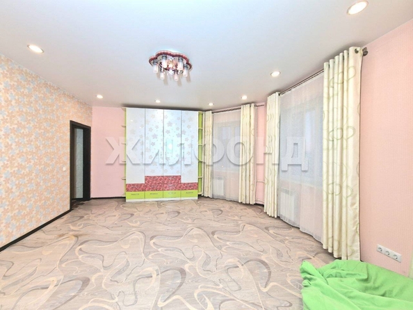 
   Продам 3-комнатную, 100.5 м², Бориса Богаткова ул, 253/4

. Фото 6.