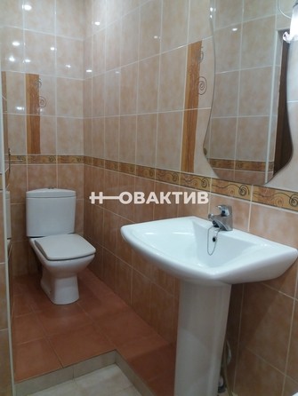 
   Продам дом, 208.5 м², Новосибирск

. Фото 15.