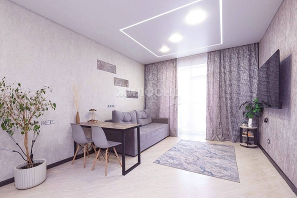 
   Продам 3-комнатную, 77.8 м², Кошурникова ул, 23

. Фото 1.