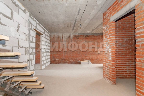 
   Продам 3-комнатную, 138.9 м², К.Маркса ул, 11

. Фото 5.