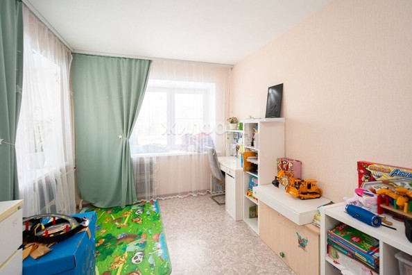 
   Продам 2-комнатную, 54.5 м², Краснообск, 230

. Фото 10.