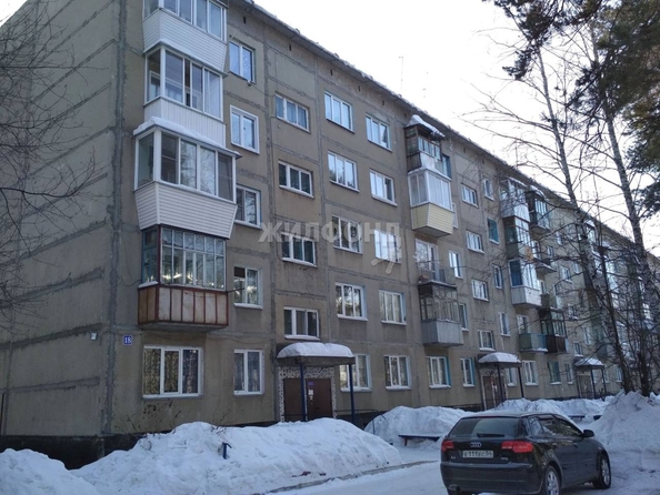 
   Продам 2-комнатную, 44.7 м², Звездная ул, 18

. Фото 4.