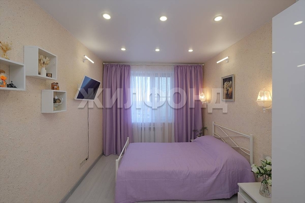 
   Продам 3-комнатную, 65.7 м², Лазурная ул, 10

. Фото 1.