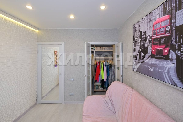 
   Продам 3-комнатную, 65.7 м², Лазурная ул, 10

. Фото 9.