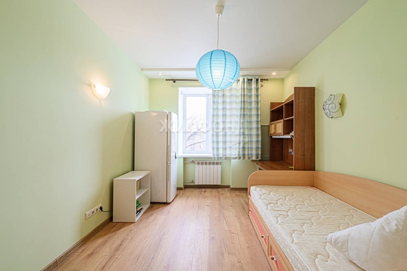 
   Продам 4-комнатную, 95.4 м², Вертковская ул, 24

. Фото 11.