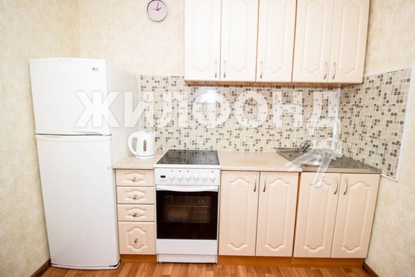 
   Продам 1-комнатную, 29.8 м², Маяковского ул, 1/1

. Фото 3.