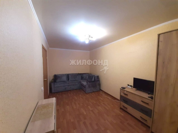 
   Продам 1-комнатную, 29.8 м², Маяковского ул, 1/1

. Фото 6.