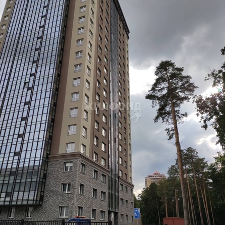 
   Продам 1-комнатную, 46 м², Богдана Хмельницкого ул, 19/3

. Фото 4.