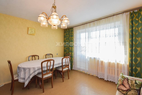 
   Продам 4-комнатную, 92.4 м², Урманова ул, 1

. Фото 3.