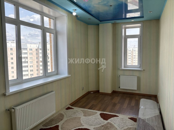 
   Продам 2-комнатную, 61.4 м², В. Высоцкого ул, 43

. Фото 21.