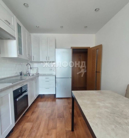 
   Продам 2-комнатную, 72.5 м², Фрунзе ул, 71/1

. Фото 10.