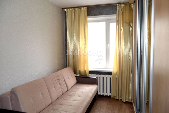 
   Продам 2-комнатную, 44.5 м², Даргомыжского ул, 3

. Фото 12.